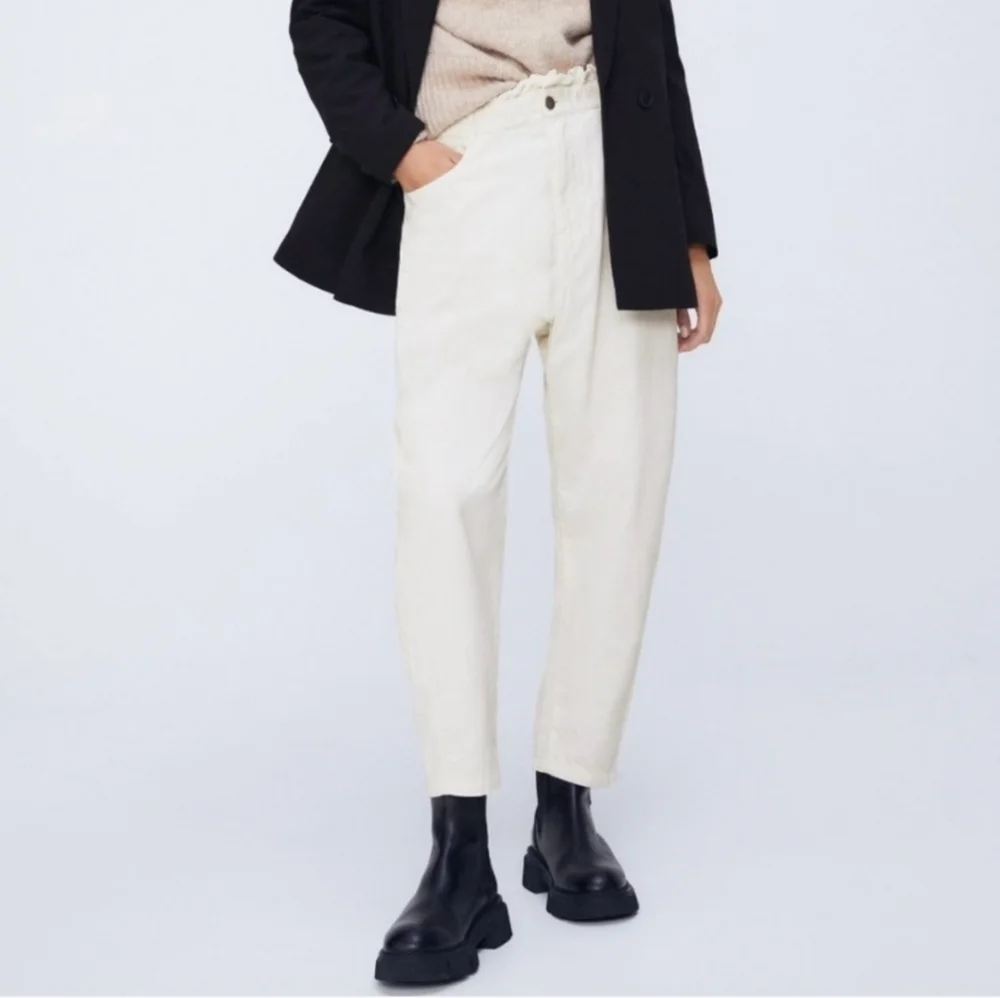 Zara Women's Cream High-Waisted Pants - Picture 2 of 14